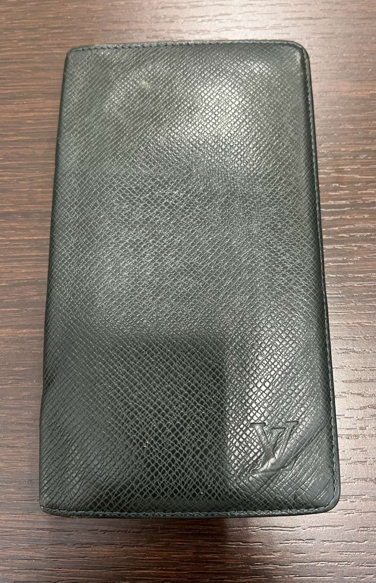 Louis Vuitton タイガ 札入れ